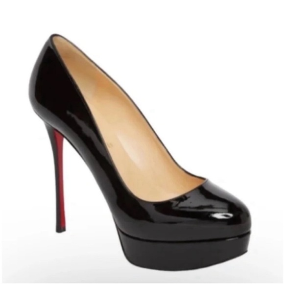 Christian Louboutin Dirditta Black patent heel
RETAIL 995 - Picture 2 of 8